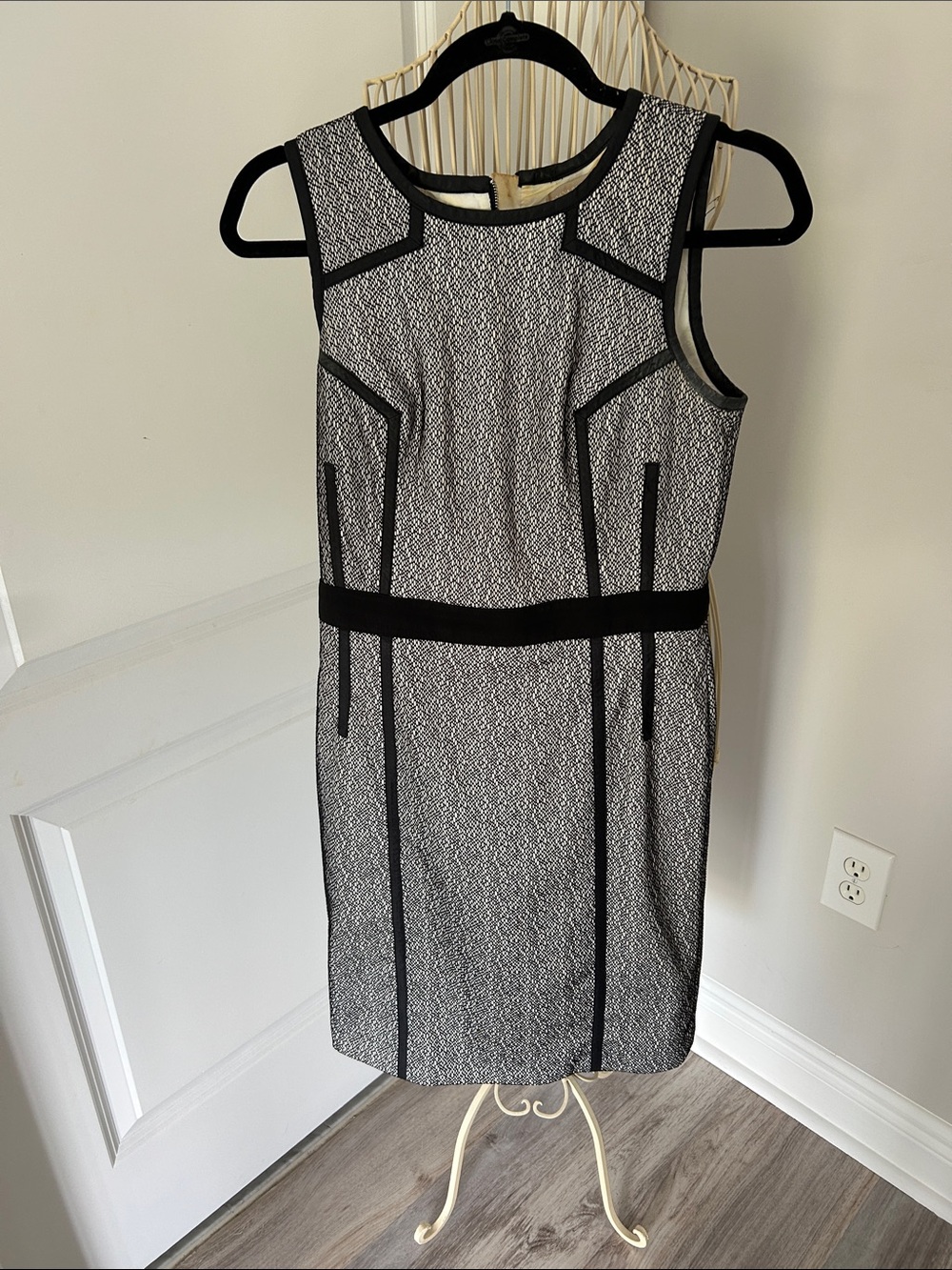 Banana Republic Black and White Textured Sheath Dress